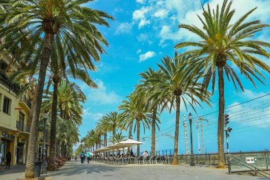 Casabala - Near The Beach And Barcelona Center 바달로나 외부 사진